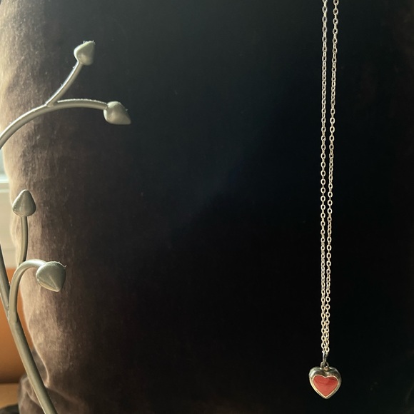 Turquoise and red reversible silver heart necklace - Picture 2 of 2